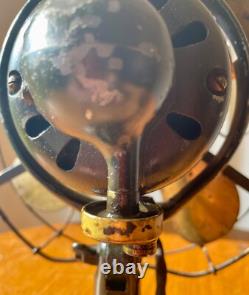 1920s 9 General Electric Whiz Oscillating Fan in Original Condition. Works