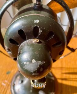 1920s 9 General Electric Whiz Oscillating Fan in Original Condition. Works