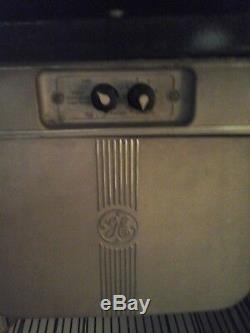 1940's General Electric Refrigerator Art Deco/Vintage needs repairs