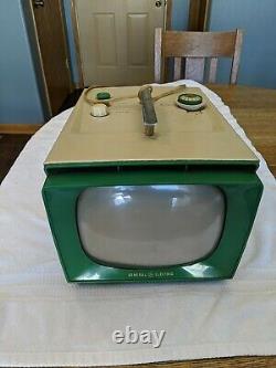1957 GENERAL ELECTRIC TELEVISION RARE VINTAGE 9t002 Green