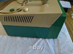 1957 GENERAL ELECTRIC TELEVISION RARE VINTAGE 9t002 Green
