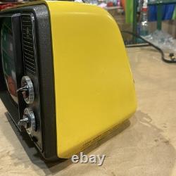 1979 Vintage GENERAL ELECTRIC Performance GE TV Retro Yellow-Works 12XB9104Y