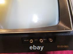 1980 Vintage GENERAL ELECTRIC Performance GE TV Yellow + Black Television Works