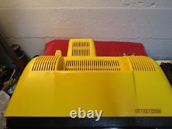 1980 Vintage GENERAL ELECTRIC Performance GE TV Yellow + Black Television Works 1980 Vintage GENERAL ELECTRIC Performance GE TV Yellow + Black Television Works