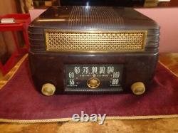 3 Vintage Tube Radio clocks, General Electric, Silvertone & Zenith