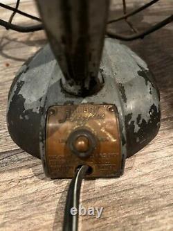 ANTIQUE/VINTAGE General Electric 3 SPEED 12 Desk Fan in working condition