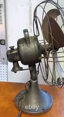 Antique GE General Electric A12 Desk Fan 4 blade 16 cage Oscillating