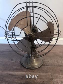 Antique General Electric GE 3 Blade Black Table Desk Oscillating Fan 273100-1