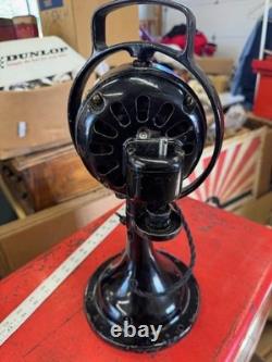 Antique Vintage General Electric GE 3 Speed Oscillating Table Desk Fan 146079