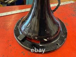 Antique Vintage General Electric GE 3 Speed Oscillating Table Desk Fan 146079