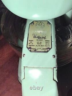 Antique/vintage General Electric Hotpoint Mixer/juicer Olive Green & Works