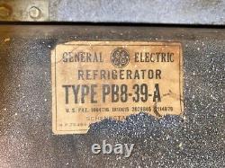 Art Deco Vintage Refrigerator (1940) General Electric Type Pb8-39-a, Runs