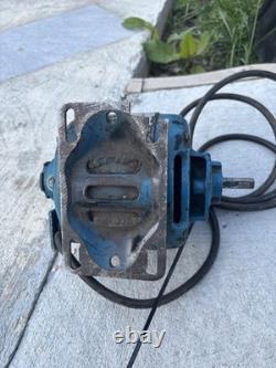 Based on the provided info this item appears to be a vintage General Electric