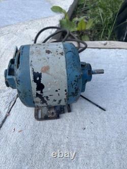 Based on the provided info this item appears to be a vintage General Electric