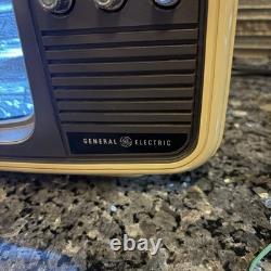 CRT TV General Electric 12XF3104S Vintage Television Tube TV Model 12XF3104S
