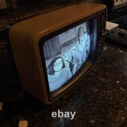 CRT TV General Electric 12XF3104S Vintage Television Tube TV Model 12XF3104S