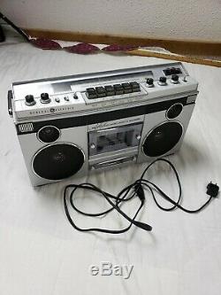 EUC Vintage General Electric Boombox 3-5256A Cassette Stereo Am/Fm Tested Works