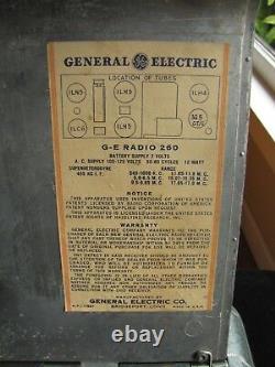 Extremely Rare Vintage General Electric #260 Radio