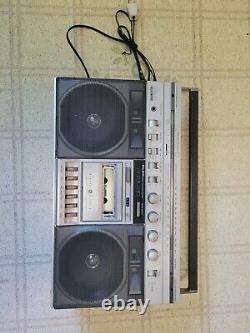 GE 3-5258A vintage boombox General Electric ghettoblaster 80s retro