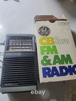 GE AM/FM Portable Radio CB Monitor Model 7-2912A General Electric Vintage Tested