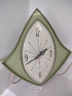 GE Avocado Wall Clock RETRO General Electric MCM Vintage Collector's Item RARE