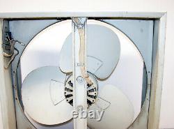 GE General Electric vintage 20 box fan runs great 3 spd electrically reversible