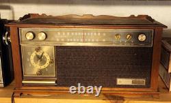 GE Solid State AM-FM Radio Clock