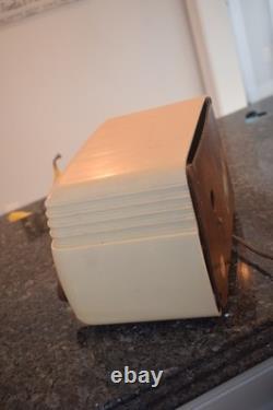 GE Tube Radio 201 Bakelite White Gold AM Vintage General Electric Working