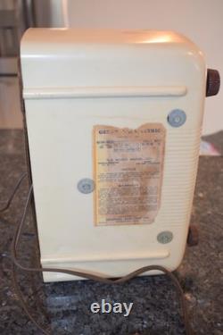GE Tube Radio 201 Bakelite White Gold AM Vintage General Electric Working