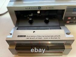 GE Under Cabinet AM/FM Radio Cassette Player Model #7-4270B VTG 1980's