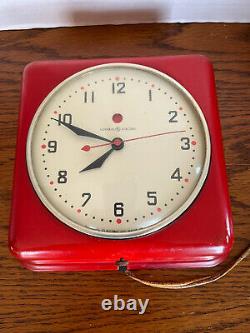 General Electric Clock MCM Cherry Red Kitchen Wall VIDEO 1950 Prop Staging Retro