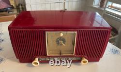 General Electric Cranberry Red 1953 Model 548PH AM Vacuum Tube Radio Clock