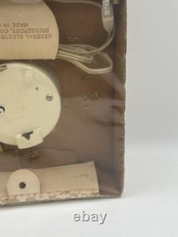 General Electric Daisy Clock GLOW Model 2150K NOS VTG 1960s KITCHEN READ