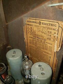 General Electric E61 Vintage Tombstone Tube Tabletop ge Radio Stereo E-61