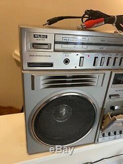 General Electric GE 3-5259A Radio BLOCKBUSTER Vintage Old School 1980s Boombox
