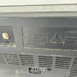 General Electric GE 72990A Short Wave FM AM Radio G2U