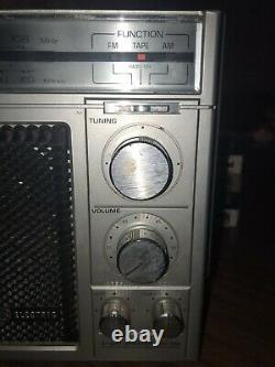 General Electric GE Model 3-5508B AM/FM Stereo Radio With 8-TRACK TESTED with Tapes