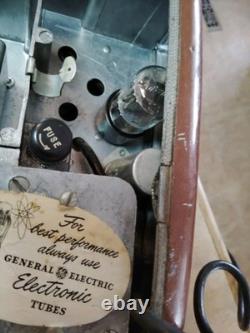 General Electric Metal Am Radio Battery Charger Built In, 1946 47 Vintage Usa