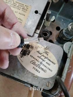 General Electric Metal Am Radio Battery Charger Built In, 1946 47 Vintage Usa