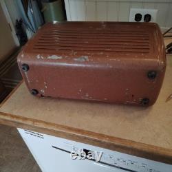 General Electric Metal Am Radio Battery Charger Built In, 1946 47 Vintage Usa