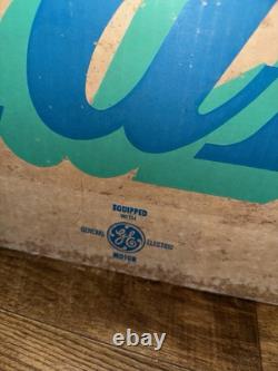 General Electric Motor Lakewood Vintage 70s green box fan Original 3 speed