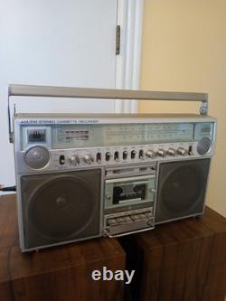 General Electric Old School, 1980s Vintage Boombox. Nice Sounding