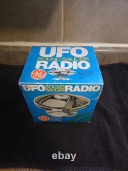 General Electric P2775A AM Transistor Radio UFO Sound Saucer Atomic with Box