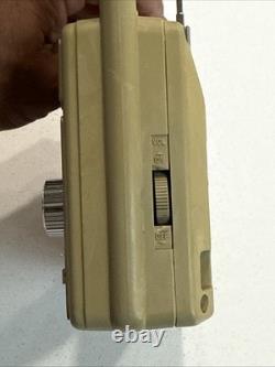 General Electric Powered AC/Battery AM/FM Radio Model No. 7-2825J Vintage