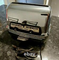 General Electric Two Slot Chrome Toaster Warming Oven 45T83