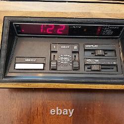 General Electric Vintage AM/FM Clock Radio Model 4880 Rare Working Unit