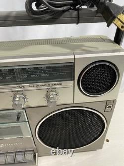 General Electric Vintage Boombox Model No. 3-5257A