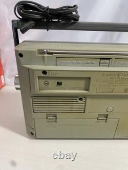 General Electric Vintage Boombox Model No. 3-5257A