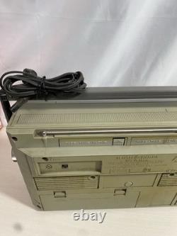 General Electric Vintage Boombox Model No. 3-5257A