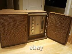 General Electric Vintage Decorator, Radio, Turntable Console, Built In Speakers
